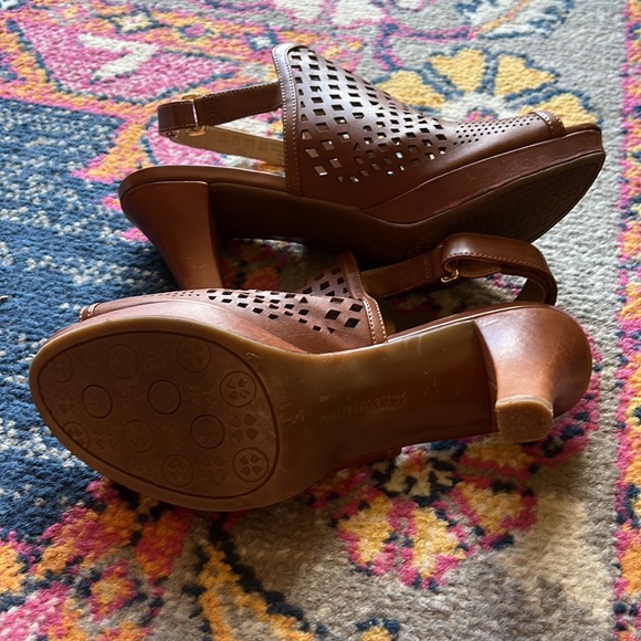 Naturalizer - Picture 4 of 4